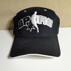 San Antonio SPURS - Adidas Flex Cap Black USED Small/Medium NBA Basketball